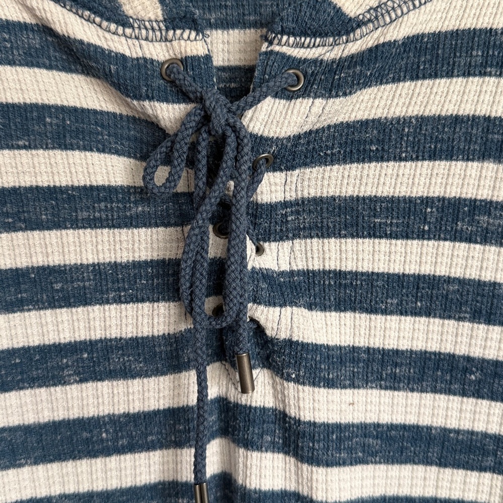 Chaps Blue & White Striped Top, size L - Picture 5 of 7